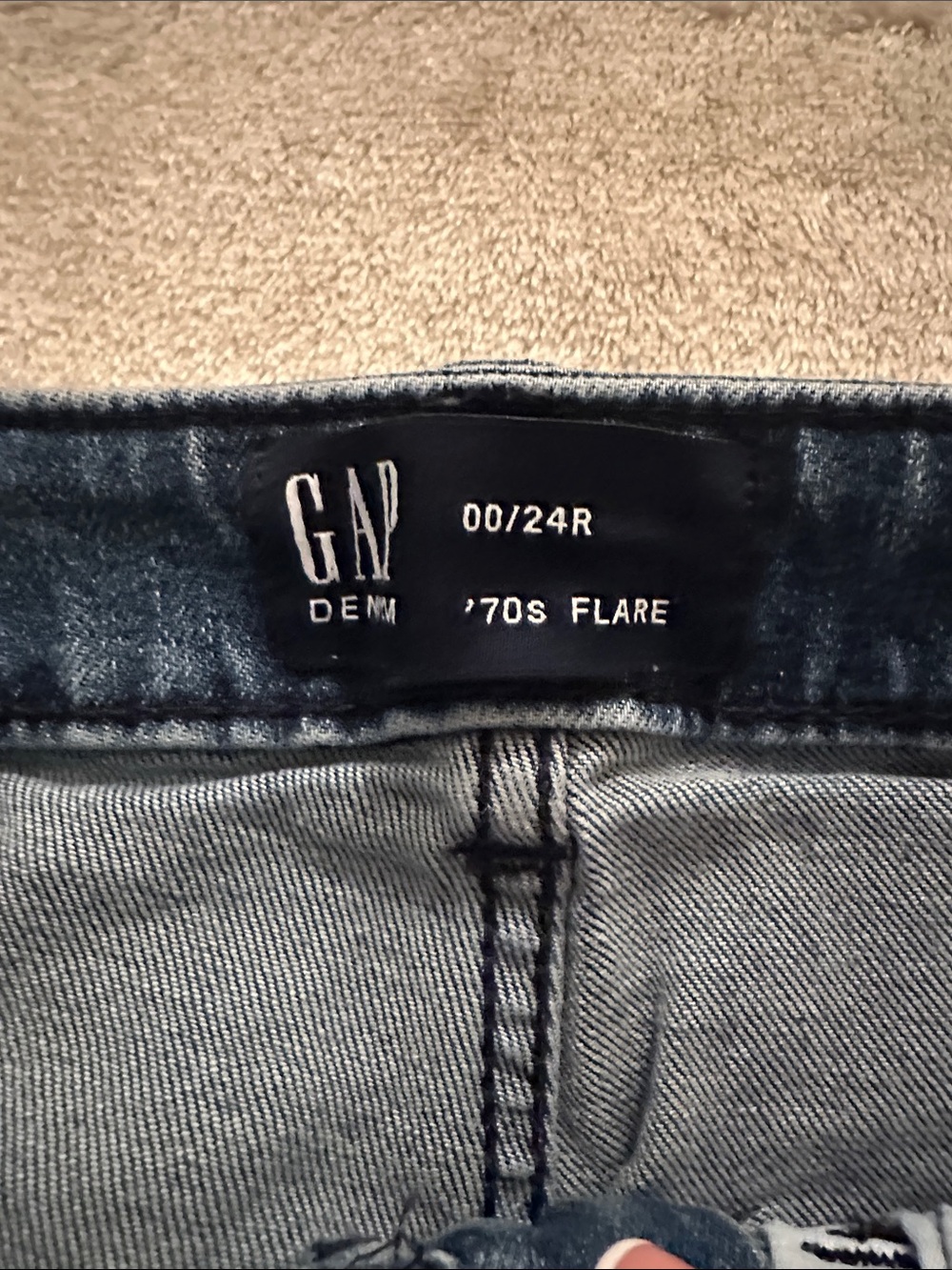GAP Dark Blue High-Rise Flare Jeans with Button Accent - Picture 2 of 4